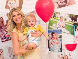 Filho de Karina Bacchi comemora 1 ano com festa temtica: 'Aquarela'