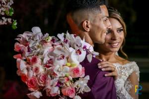 Casamento dos noivos Larissa e Matheus - Decorao Bella Flor 