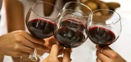 Quantas garrafas de vinho voc deve comprar pra sua festa?