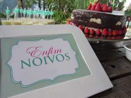  Festa de noivado 