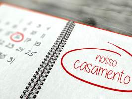 Escolhendo o dia do casamento!