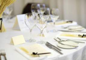  Escolha do Buffet por Gidaltti Tavares 