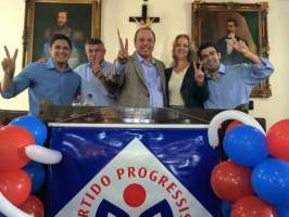 LIDERAN�AS DO PP REALIZAM ENCONTRO PARA DISCUTIR FUTURO  POL�TICO DE BARRA MANSA