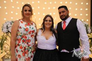 Aniversrio de 15 anos da linda Mah no espao Celebrare - Decorao Lrios do Campo