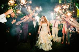Sparkles e Wedding - Chuva de luzes e amor: Vando Fogos de Artifcio 