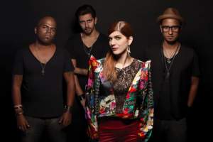 AQUECIMENTO ROCK IN RIO COM MADAME ZERO