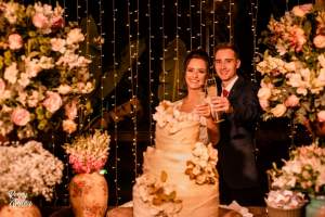Casamento dos noivos Kelly e Fernando no espaço Canaã - Decoração Bella Flor