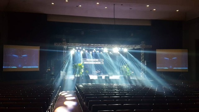EQUIPE LEO KURYLO  Dj, Sonorizao e Iluminao em Porto Alegre
