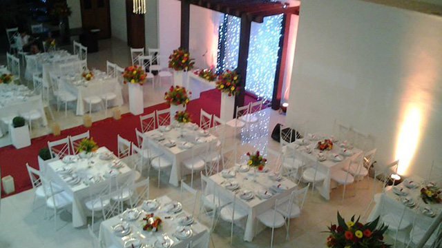 Buffet Cravo e Canela