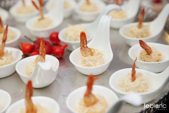 LE BLANC BUFFET