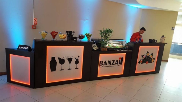 BANZAI - Temakeria e coquetelaria